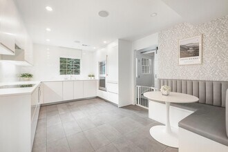 227 Griffen Ave in Scarsdale, NY - Building Photo - Building Photo