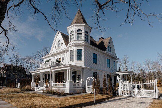 22-24 S Franklin St in Athens, NY - Building Photo - Building Photo