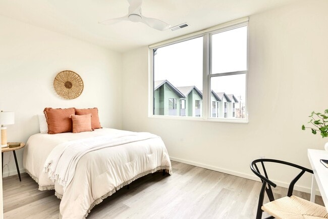 property at 232 N Dillard St