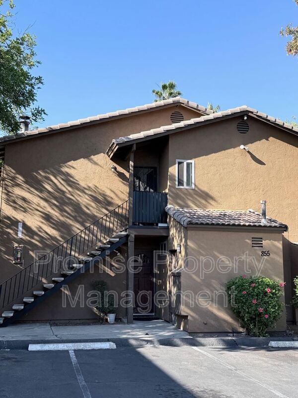 6 E Lexington Ave in El Cajon, CA - Building Photo - Building Photo