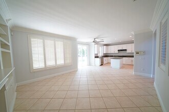 20624 Como Ln in Los Angeles, CA - Foto de edificio - Building Photo