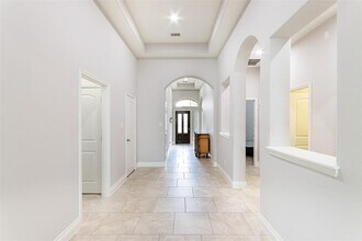 3034 Hickory Springs Ln in Rosenberg, TX - Foto de edificio - Building Photo