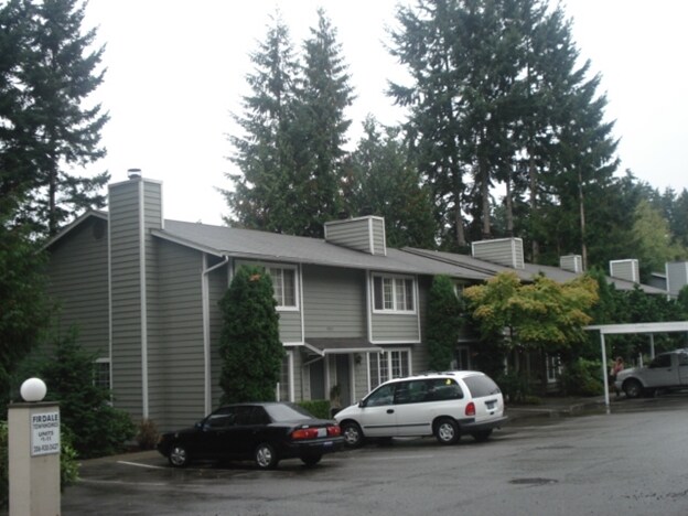 9523 Firdale Ave in Edmonds, WA - Foto de edificio