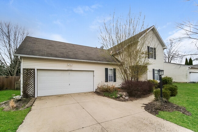 33966 Harding Ave in North Ridgeville, OH - Building Photo - Building Photo