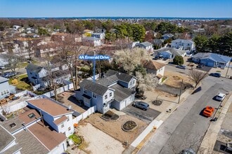 4A Emerald Dr in Barnegat, NJ - Building Photo - Building Photo