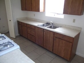 616 Crosby Ln in Red Bluff, CA - Building Photo - Building Photo