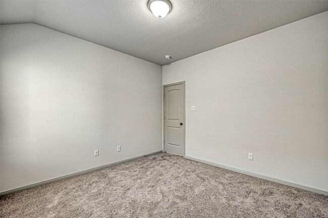 7910 Cypress Country Dr