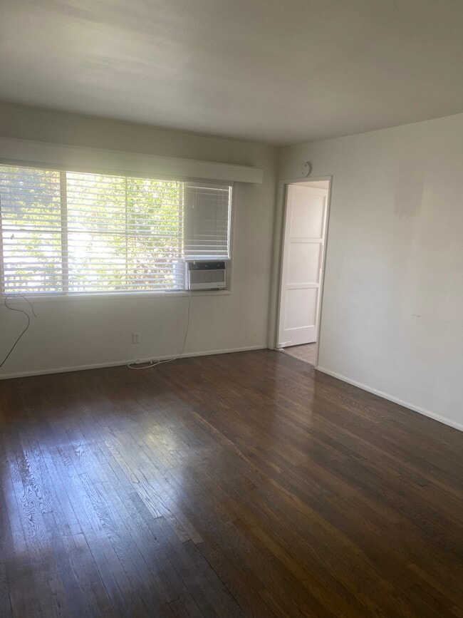 1112 Fremont Ave, Unit 1114 Fremont unit D in South Pasadena, CA - Building Photo - Building Photo