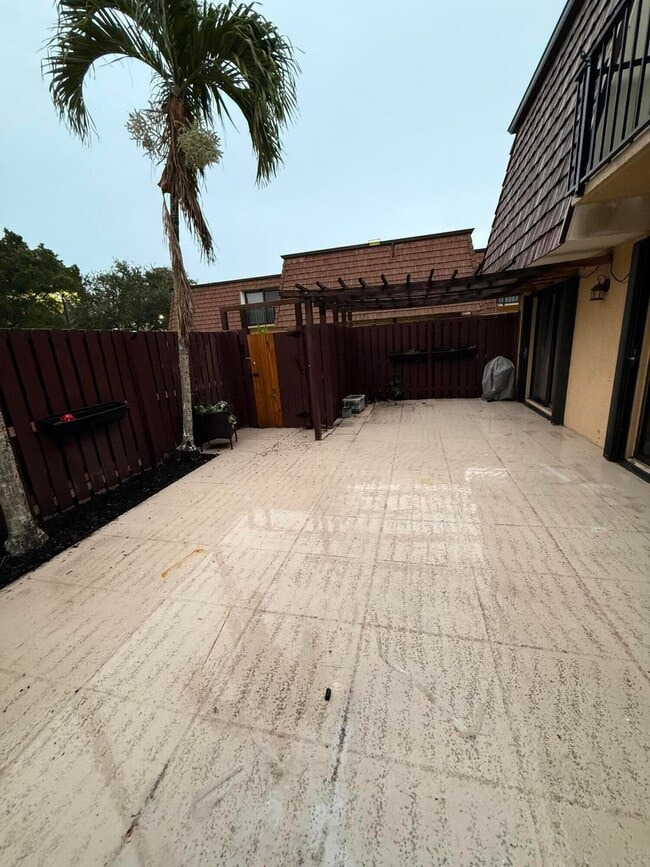 1405 14th Ln in Greenacres, FL - Building Photo - Building Photo