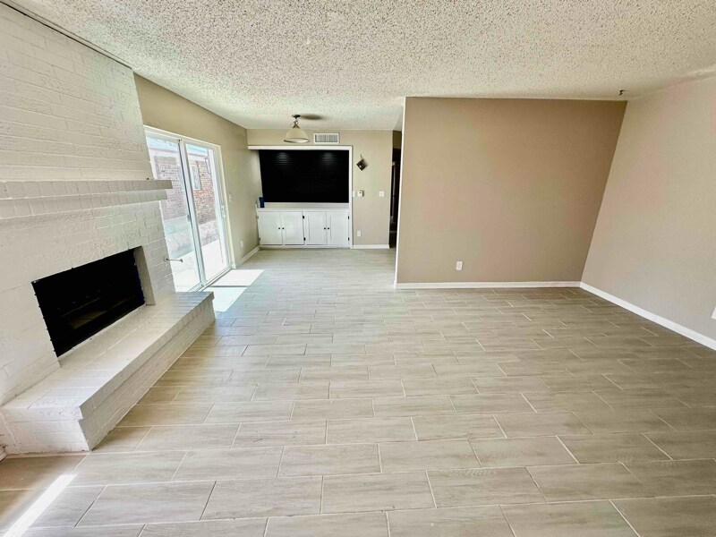 2905 Beachcomber Dr in El Paso, TX - Building Photo