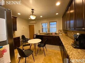 22 Homer St, Unit 2 in Brookline, MA - Building Photo