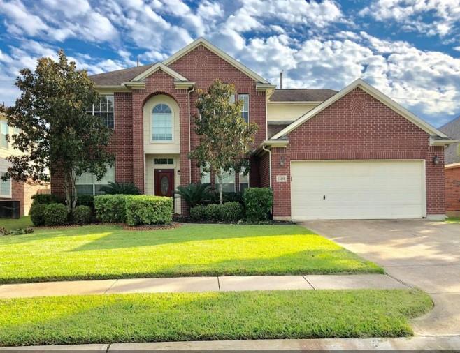 14231 Fenton Ln in Sugar Land, TX - Building Photo