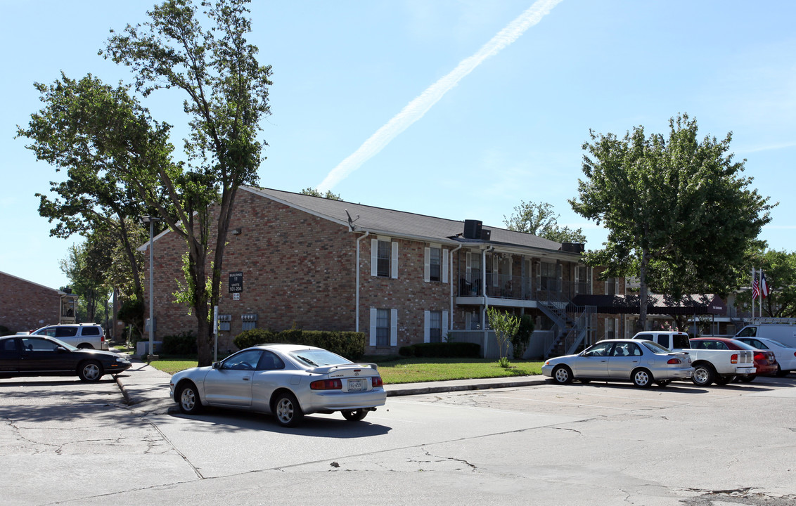 The Village at Blue Bell in Houston, TX - Building Photo