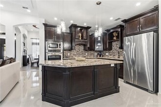 18 Linva Ave in Edinburg, TX - Building Photo - Building Photo