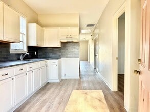 1606 Myrtle Walk St in Baton Rouge, LA - Building Photo - Building Photo