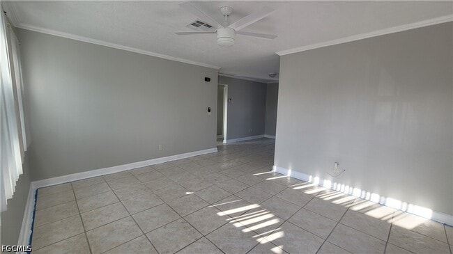 4404 Santa Barbara Blvd S in Cape Coral, FL - Building Photo - Building Photo