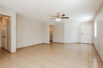 17463 W Ventura St in Surprise, AZ - Building Photo - Building Photo