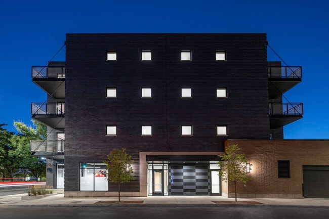 3604 N Campbell Ave in Chicago, IL - Building Photo - Building Photo