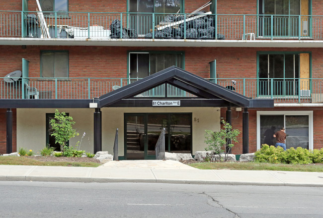 The Clifton in Hamilton, ON - Building Photo - Building Photo