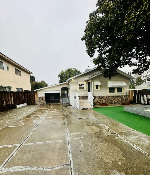 45 Benicia Rd in Vallejo, CA - Building Photo