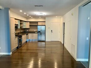 1234 Wilshire Blvd, Unit 540 in Los Angeles, CA - Building Photo - Building Photo