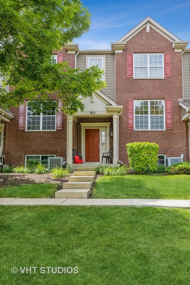 property at 912 Neudearborn Ln