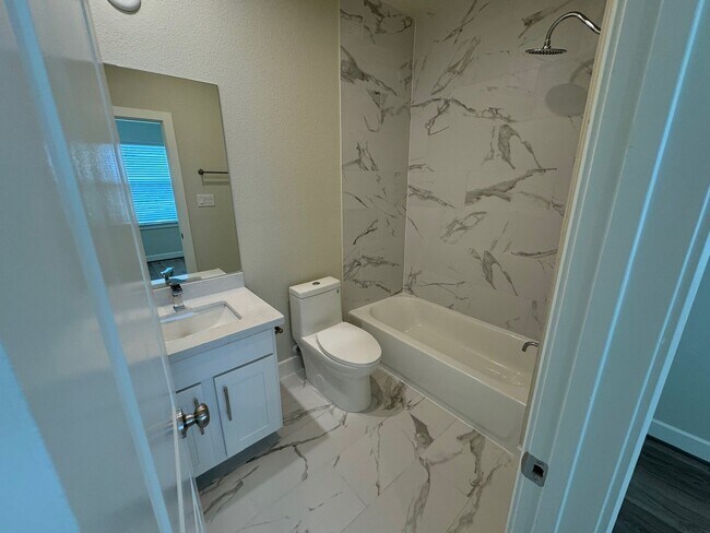 property at 3013 Hicks St