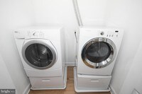 1122 W Hamburg St photo'