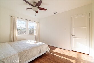 252 E Scenic Dr in Monrovia, CA - Building Photo - Building Photo