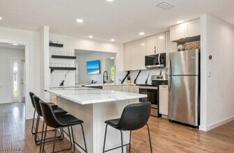 173 7th St in Bonita Springs, FL - Building Photo - Building Photo