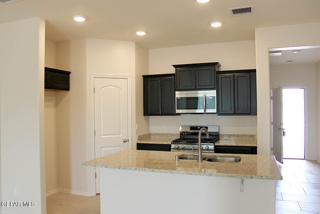 4784 Cpt Isaac Camacho Pl in El Paso, TX - Building Photo - Building Photo