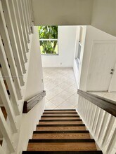 21300 NE 8th Ct in Miami, FL - Building Photo - Building Photo