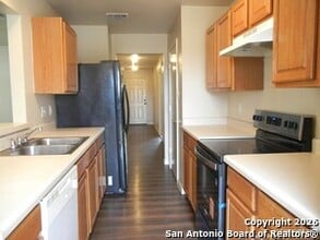 13017 O'Connor Cove in San Antonio, TX - Building Photo - Building Photo