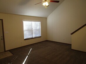 707-707 Glenstone Dr in Columbia, MO - Building Photo - Building Photo