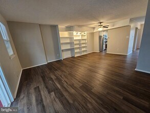 1519 Roosevelt Dr in Sharon Hill, PA - Foto de edificio - Building Photo