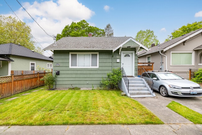 property at 3317 36th Ave S