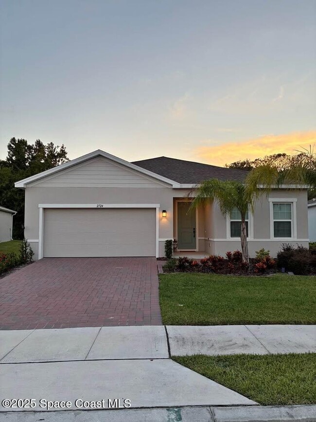 property at 2724 Landing Dr