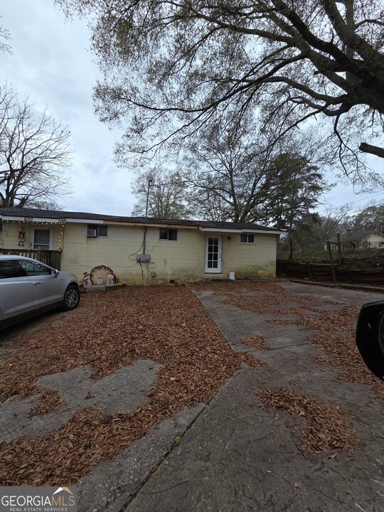 928 Hamilton Blvd in Griffin, GA - Building Photo