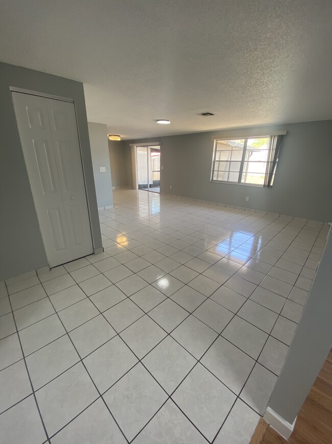12703 Alida Pl in Tampa, FL - Foto de edificio - Building Photo