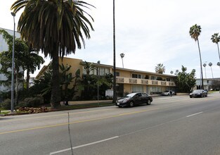 Hollywood Towers in Los Angeles, CA - Building Photo - Building Photo