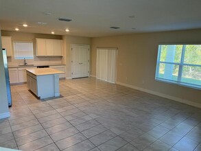 17209 Cagan Crossings Blvd in Clermont, FL - Building Photo - Building Photo