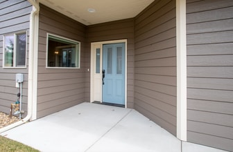 281 W Nicklaus Ave in Kalispell, MT - Building Photo - Building Photo