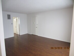 1538 Granville Ave in Los Angeles, CA - Building Photo - Building Photo