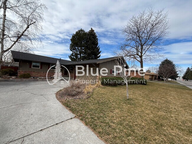 1058 Mojave St in Idaho Falls, ID - Building Photo - Building Photo