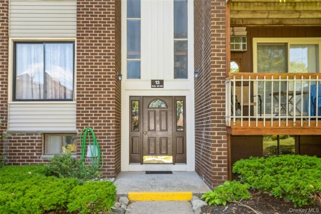 property at 138 Country Club Ln