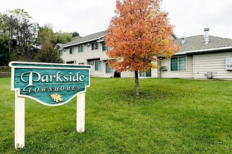 PARKSIDE TOWNHOMES OF ROCHESTER in Redwood Falls, MN - Building Photo - Building Photo