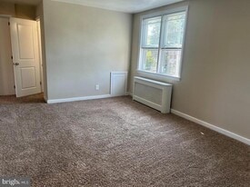 611 Broadway in Westville, NJ - Building Photo