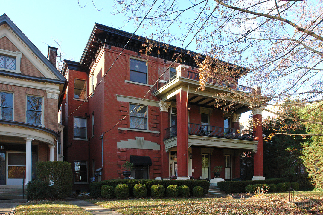 1058 Cherokee Rd in Louisville, KY - Building Photo