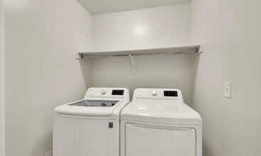 287 W 700 N in Vineyard, UT - Building Photo - Building Photo