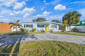 134 E Grant Ave in Cocoa Beach, FL - Building Photo - Building Photo